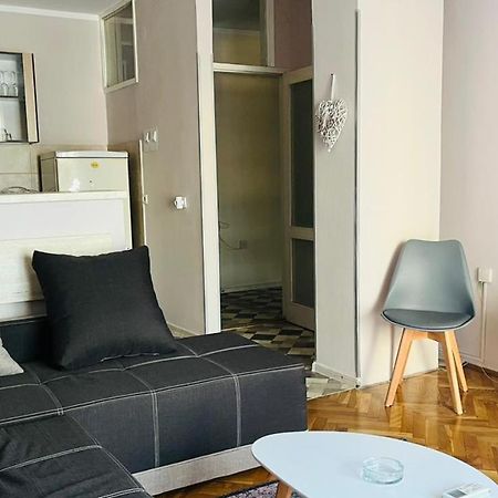 Majdini Clock Tower Apartman Подгориця Екстер'єр фото