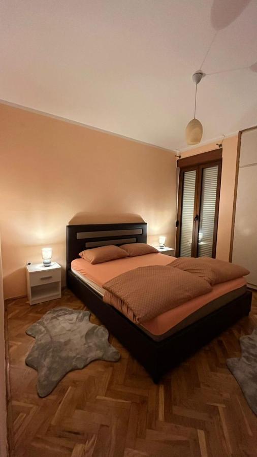 Majdini Clock Tower Apartman Подгориця Екстер'єр фото